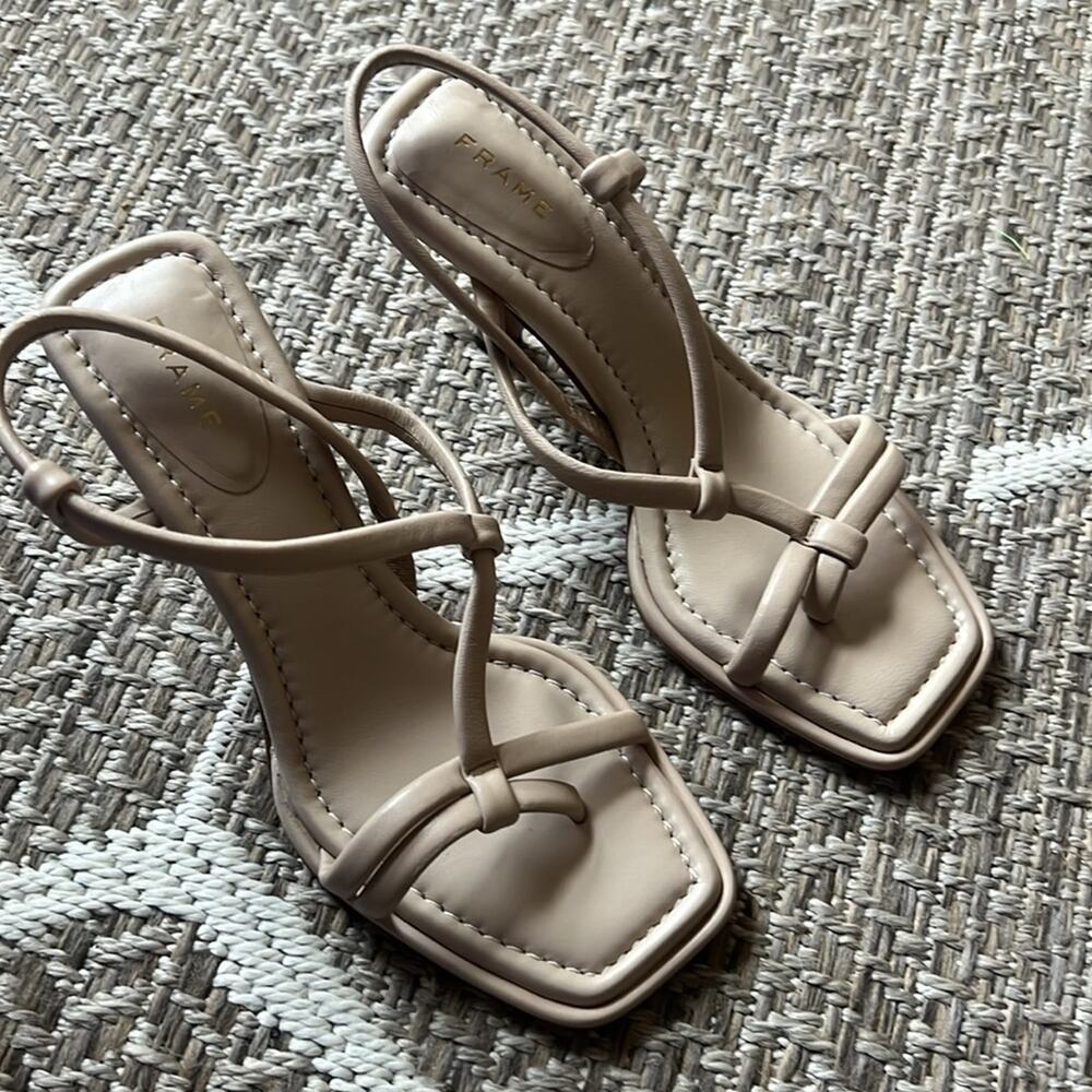 FRAME Addison leather slingback heels sz 5.5